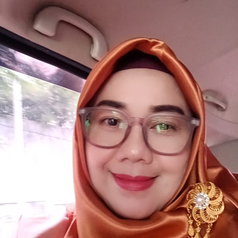 Ulasan Puisi “Buka Matamu Buka” Karya Bu Hadijah, S.Pd