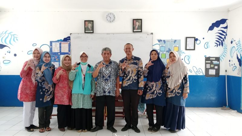 SMPN 1 Mande Bersama Puskesmas Kademangan Gelar Pemeriksaan Kadar Karbon Monoksida Bagi Remaja